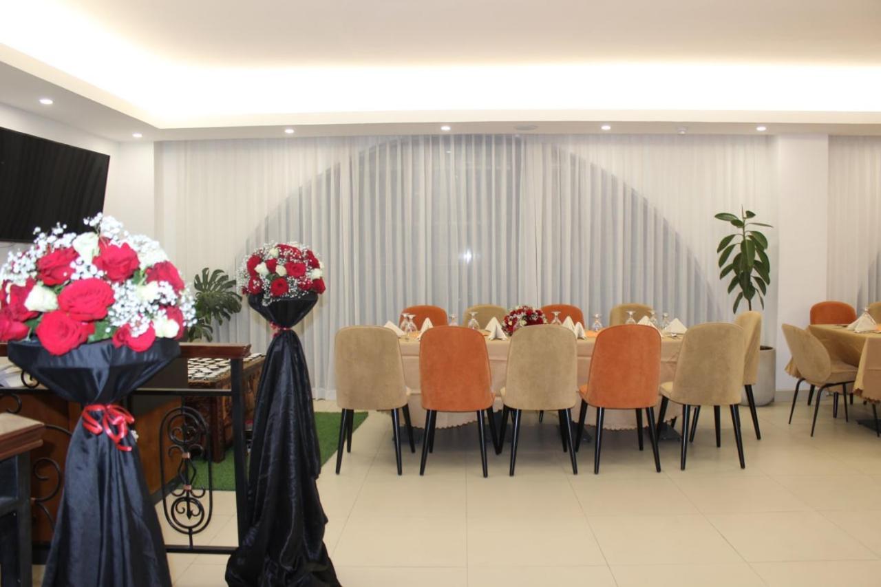 Elmos Hotel Addis Abeba Zewnętrze zdjęcie